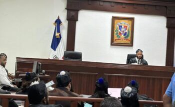 Defensas niegan peligro de fuga en caso SeNaSa; Ministerio Público insiste en prisión preventiva