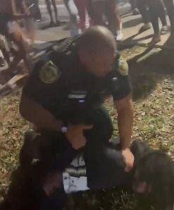 Al menos dos agentes policiales hospitalizados y varios arrestados durante protesta en Orlando